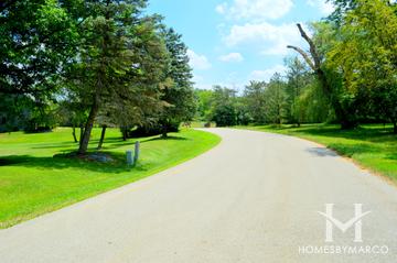 Skycrest Estates subdivision in Long Grove, IL