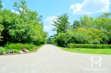 Skycrest Estates subdivision in Long Grove, IL