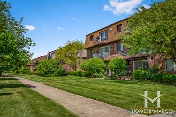 Whispering Hills subdivision in Naperville, IL