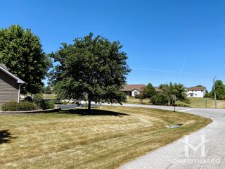 Deerwood Estates subdivision in McHenry, IL