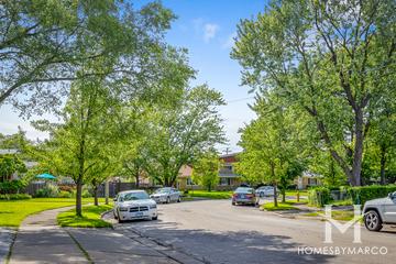 Oxford Run building in Niles, IL