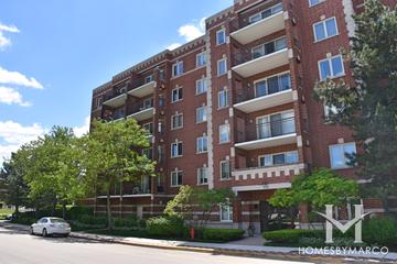 Towne Square building in Skokie, IL