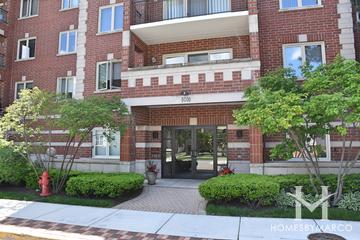 Towne Square building in Skokie, IL