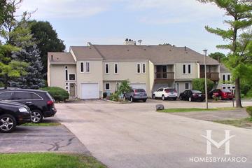 Rivers Edge subdivision in Naperville, IL