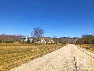 Mcandrews Glen subdivision in McHenry, IL
