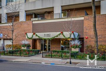 71 E. Division building in the Gold Coast neighborhood of Chicago, IL