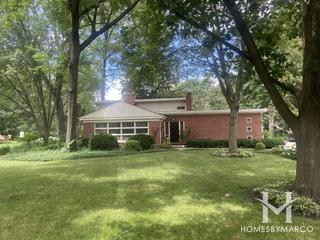 Town Acres subdivision in Roselle, IL