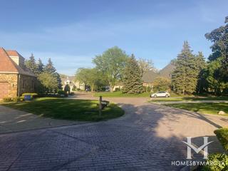 Steeplechase subdivision in Oak Brook, IL