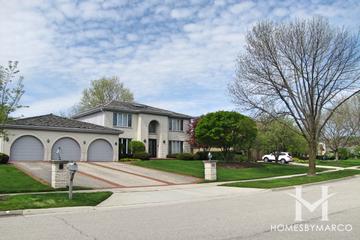 Highland Woods subdivision in Highland Park, IL