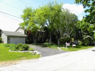 Green Pastures subdivision in Algonquin, IL