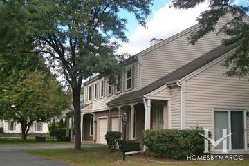 College Hill subdivision in Rolling Meadows, IL