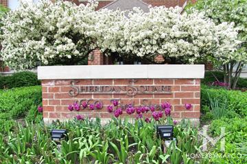 Sheridan Square building in Highland Park, IL