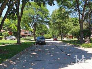 Butler Lake subdivision in Libertyville, IL