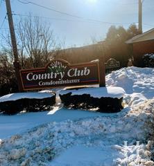 Country Club Condominium