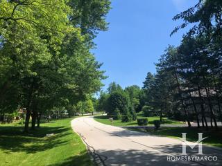 Naperville Country Estates subdivision in Naperville, IL