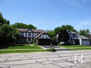 Country Glen subdivision in Carol Stream, IL