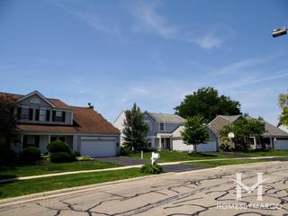 Country Glen subdivision in Carol Stream, IL