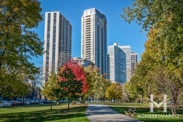 Lincoln Park 2550 building in the Lincoln Park neighborhood of Chicago, IL