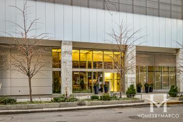 550 St. Clair building in the Streeterville neighborhood of Chicago, IL