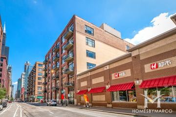 701 W. Jackson building in the West Loop neighborhood of Chicago, IL