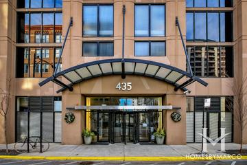 Erie Center Tower Condos building in the River North neighborhood of Chicago, IL
