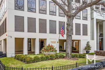 Photos of 1100 N. Lake Shore building in Chicago, IL