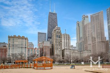 Drake Tower building in the Streeterville neighborhood of Chicago, IL