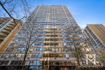 State Parkway building in the Gold Coast neighborhood of Chicago, IL