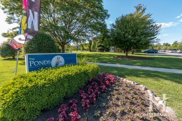 The Ponds building in Naperville, IL