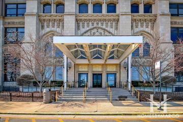 680 N. Lake Shore building in the Streeterville neighborhood of Chicago, IL
