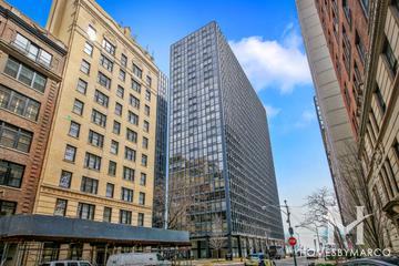 Esplanade Condos building in the Streeterville neighborhood of Chicago, IL