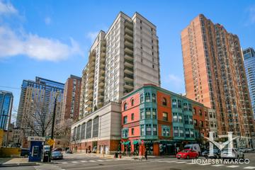 21 W. Chestnut building in the Rush & Division neighborhood of Chicago, IL