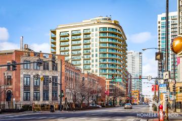 340 W. Superior building in the River North neighborhood of Chicago, IL