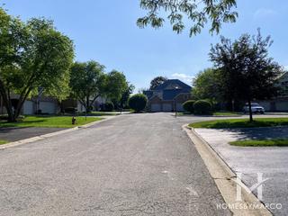 Ashbrook Place subdivision in Darien, IL