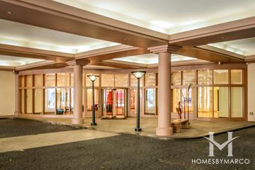 LaSalle Private Residences building in the Old Town neighborhood of Chicago, IL