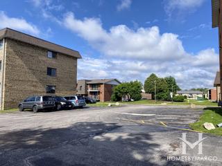 Willow West subdivision in Westmont, IL