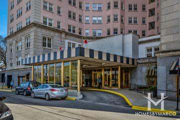 Edgewater Beach Apartments building in the Edgewater neighborhood of Chicago, IL