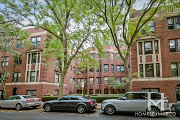 512 W. Belden building in the Lincoln Park neighborhood of Chicago, IL