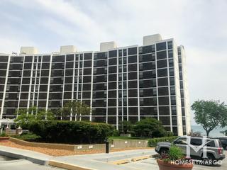 1420 Sheridan building in Wilmette, IL