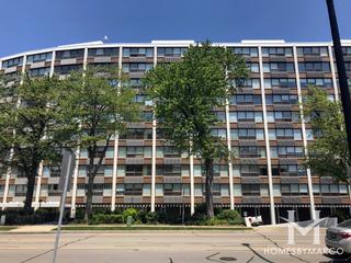 1630 Sheridan building in Wilmette, IL