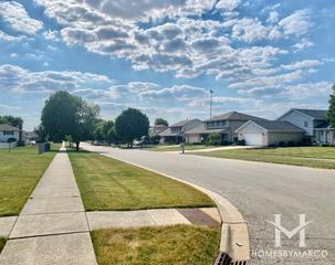 Fieldstone subdivision in New Lenox, IL