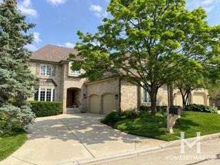 Tartan Lakes subdivision in Westmont, IL