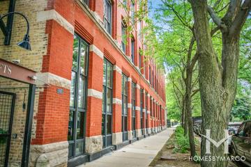 2511 W. Moffat building in the Logan Square neighborhood of Chicago, IL