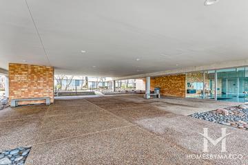 St. Johns Residences building in Highland Park, IL