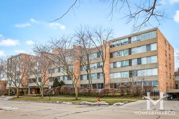 St. Johns Residences building in Highland Park, IL
