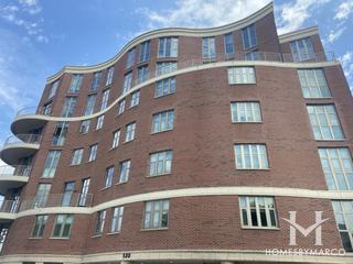 520 South Washington building in Naperville, IL