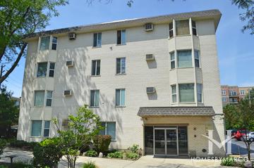 8232 Niles Center building in Skokie, IL