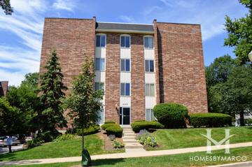 4900 Forest building in Downers Grove, IL