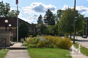 350 Brainerd building in Libertyville, IL