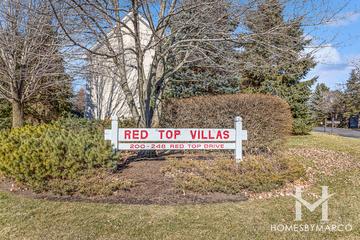Red Top Villas building in Libertyville, IL